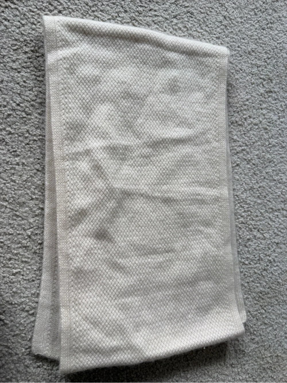 Garnet Hill cream beige cashmere scarf